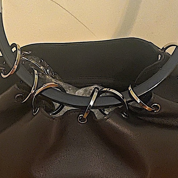 Authentic Gucci Tom Ford 99 FW Rare Black Leather Curtain Bag - Picture 8 of 16